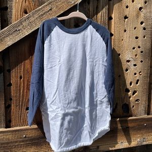 Adidas Youth Raglan 3/4 Sleeve Athletic T-Shirt Size M